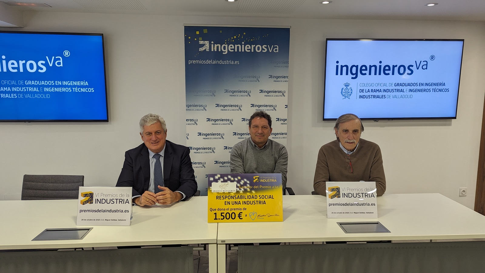 La Fundación Eusebio Sacristán recibe 1.500 euros donados por ingenierosVA en los VI Premios de la Industria