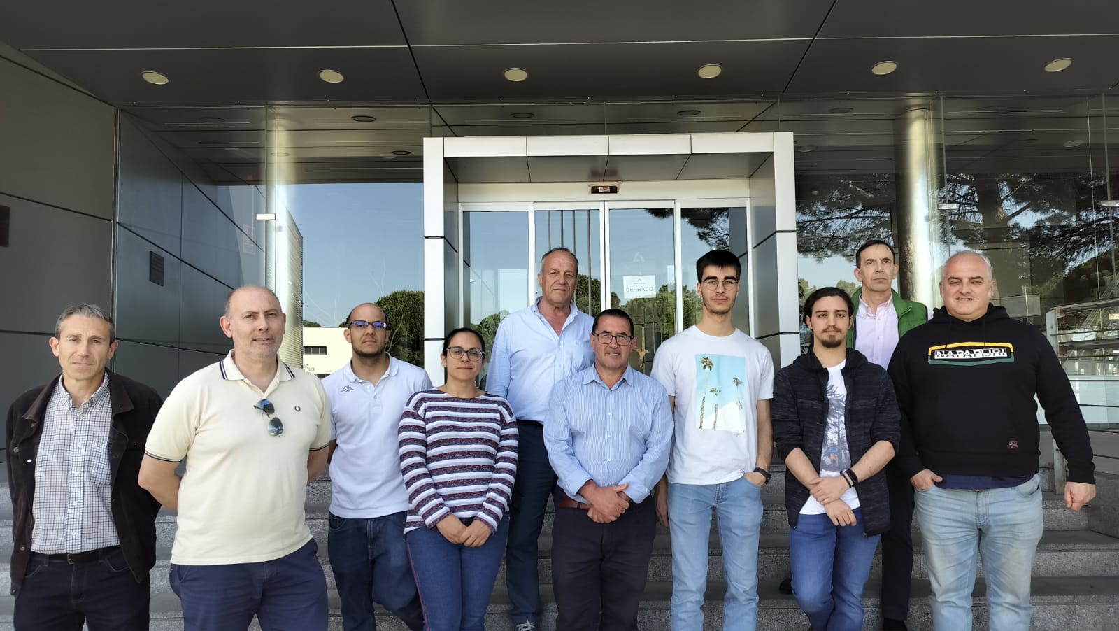 La planta de Aciturri en Boecillo muestra su compromiso con la innovación a los colegiados de ingenierosVA