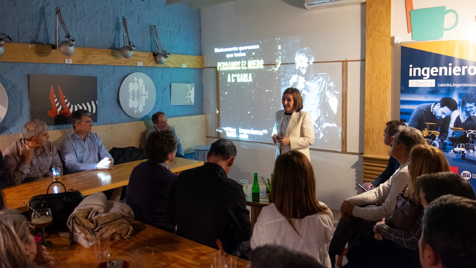 La Cátedra ingenierosVA promueve la primera edición de las FuckUp Nights en Valladolid